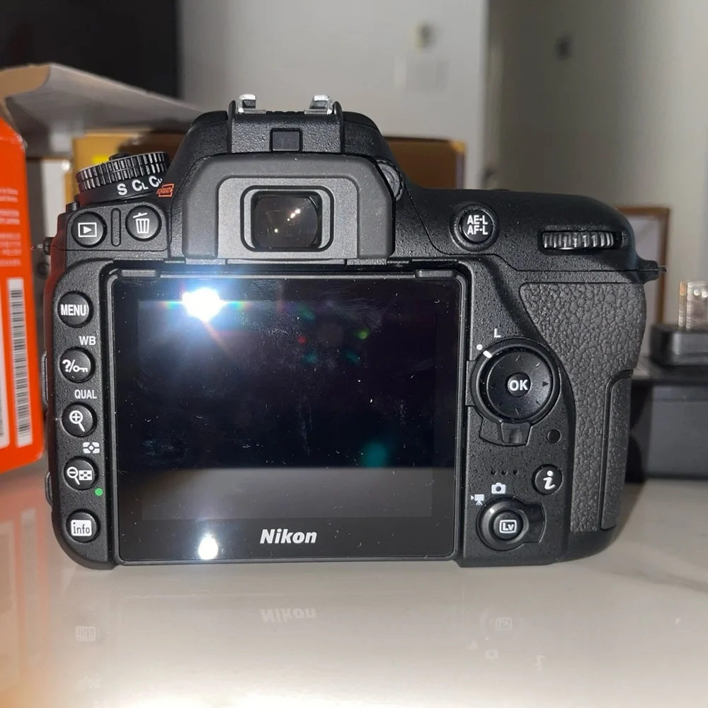 Nikon D7500
